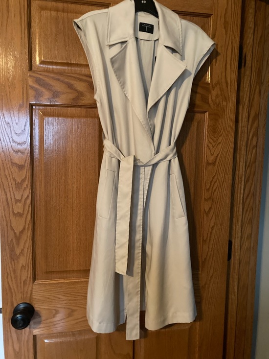 Tahari Dresses & Skirts - Tahari Sleeveless Belted Midi Dress in Light Beige